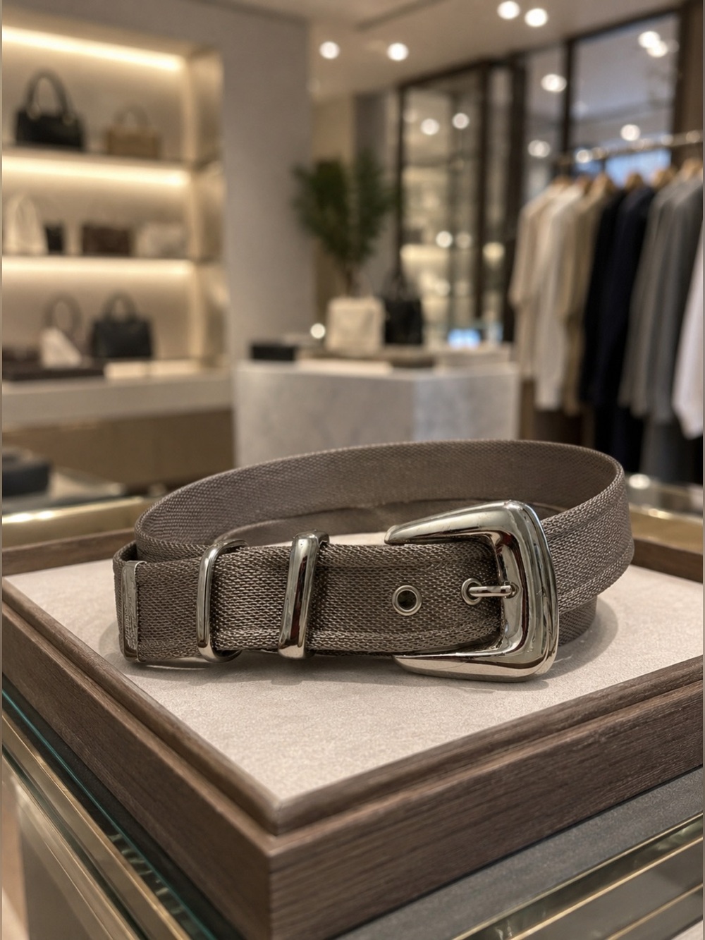 1980's Vintage Mesh Silver belt,